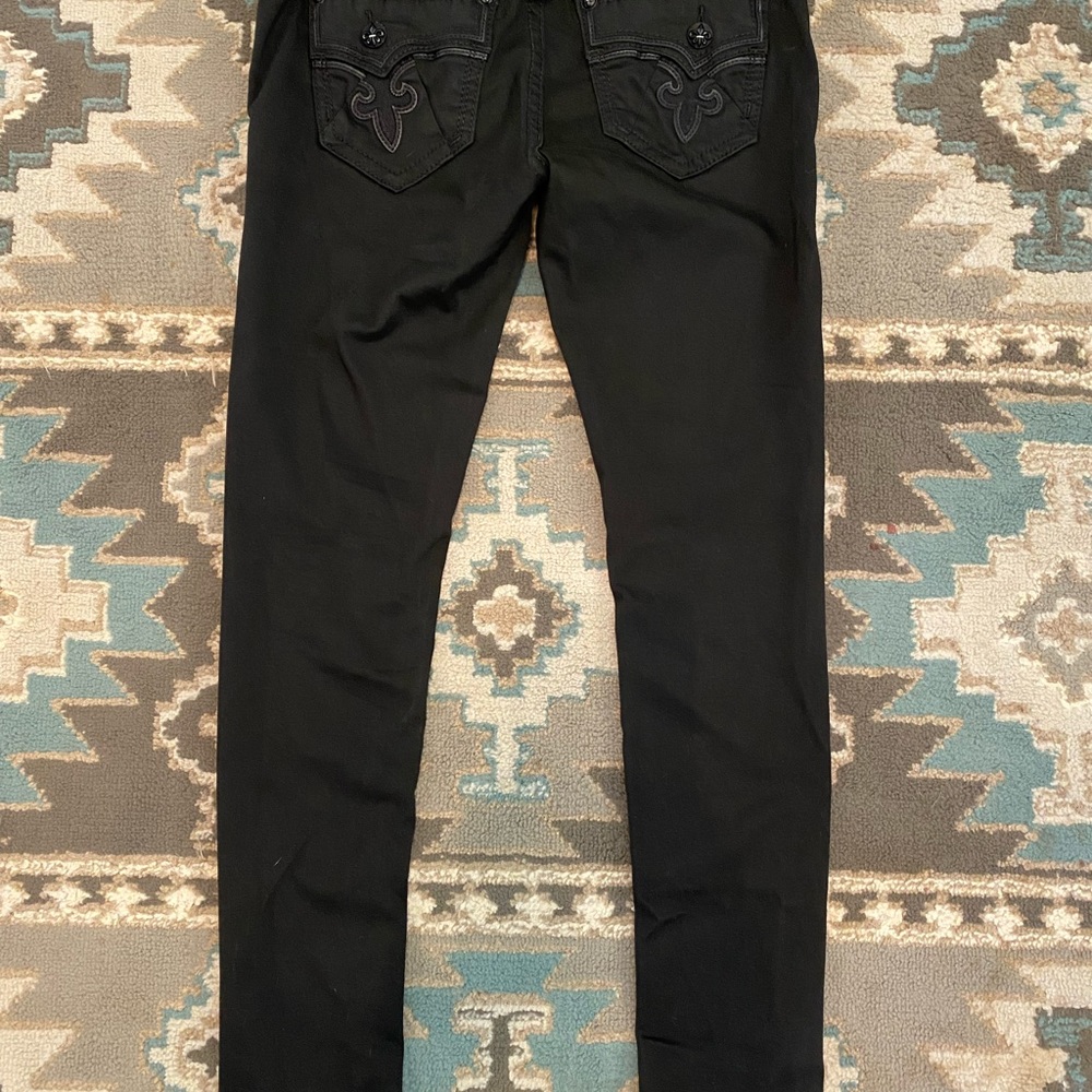 Black rock revival skinnies. In perfect shape.